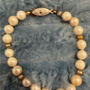BUNDLE  ITEM* Vintage Pearl Bracelet